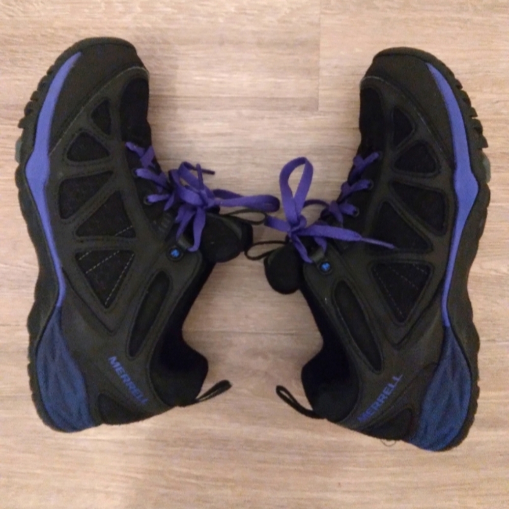 Merrell trail runners - Picture 2 of 11